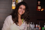Saturday Night at Els' Pub, Byblos